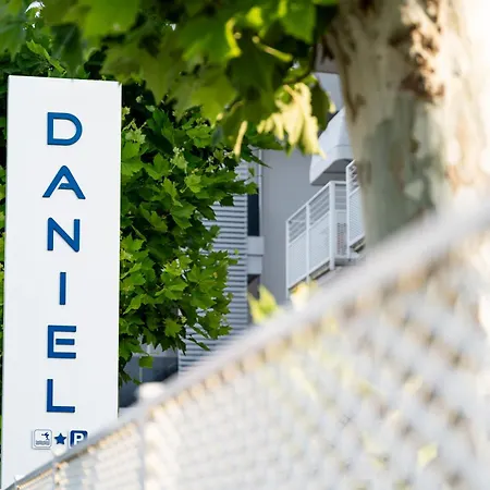 Daniel * ベラーリア・イジェア・マリーナ
